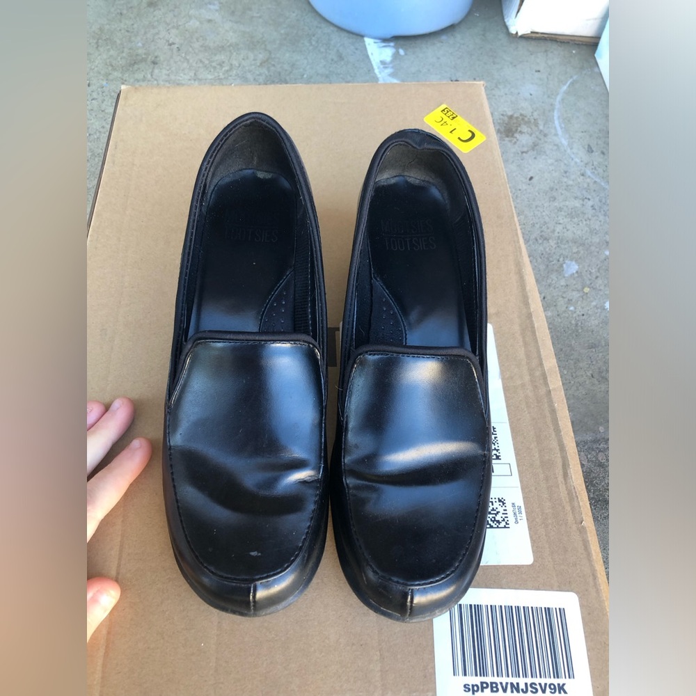Women’s shoes